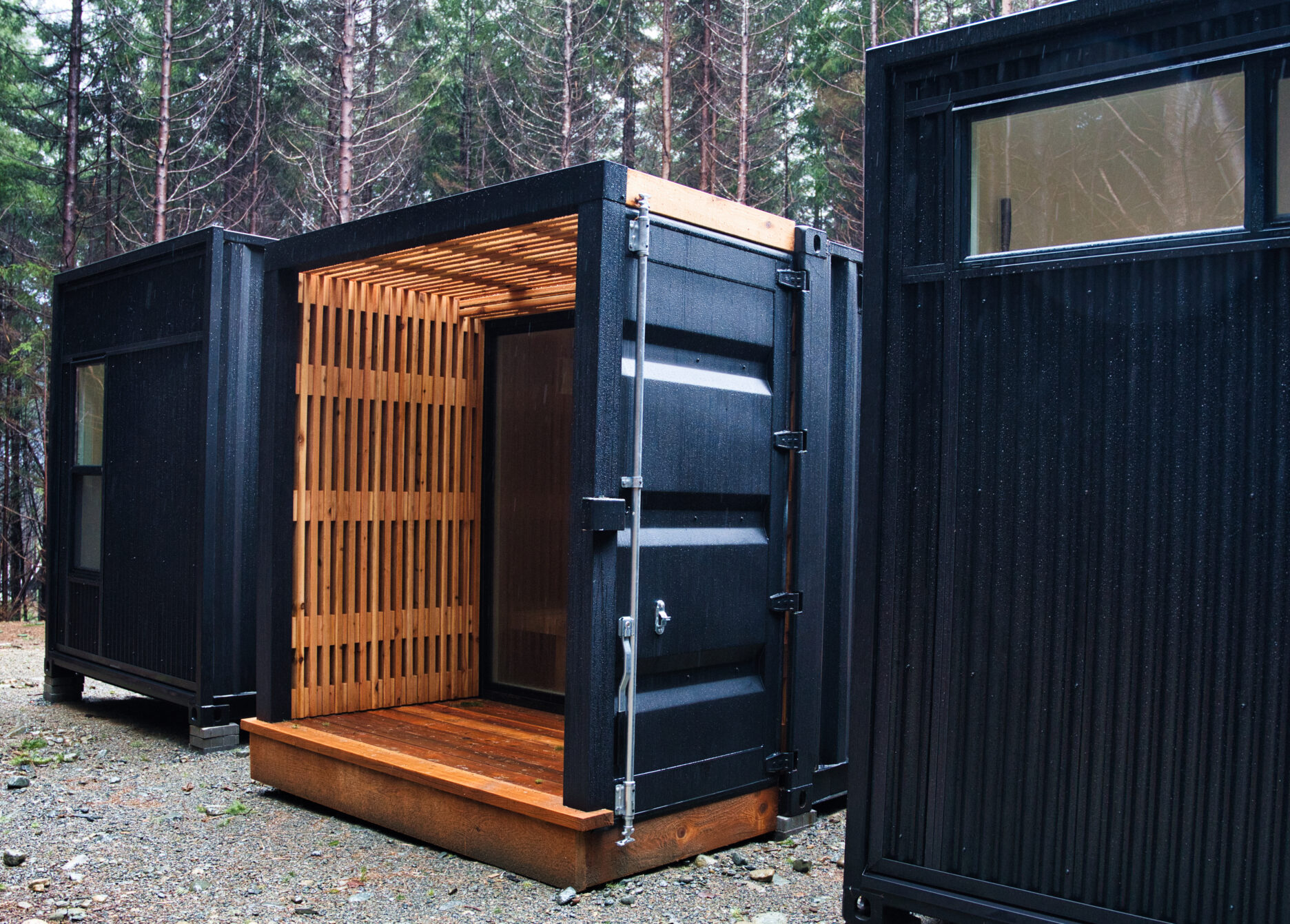3 rental pods